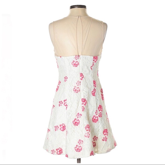 REVOLVE | EMBROIDERED LACE MINI DRESS - Picture 4 of 7